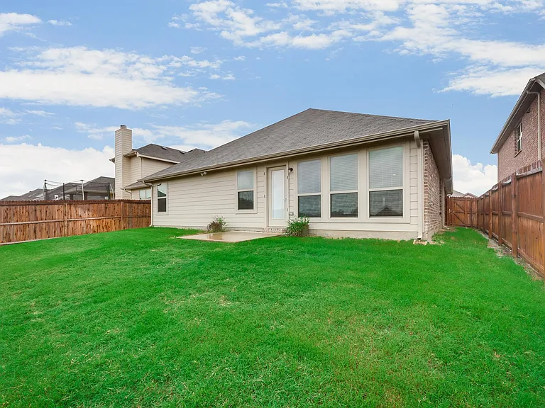 4721 Lazy Oaks St — Photo 27