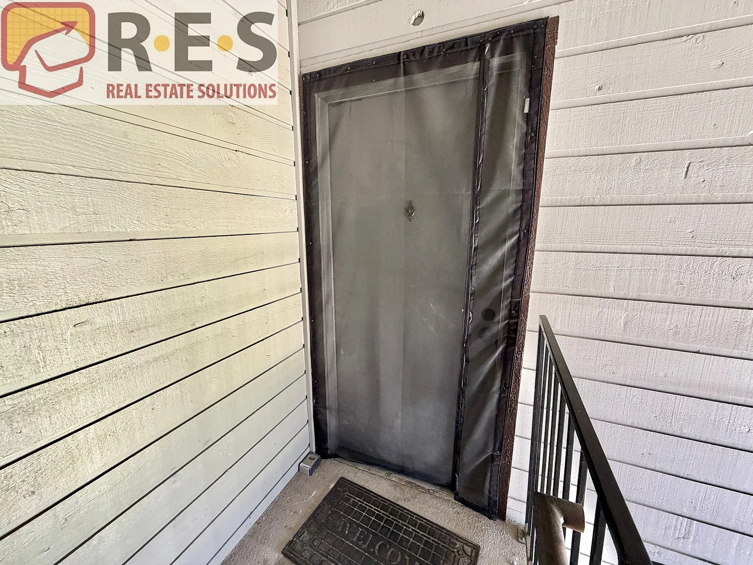 2 bed, 1125 sqft, $1,695 — Photo 2