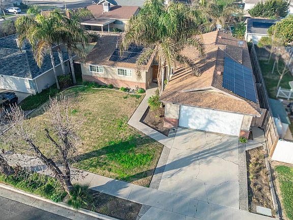 3rd image of 120 W Magnolia Ave