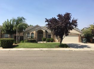 1962 Sterling Ave, Sanger, CA 93657