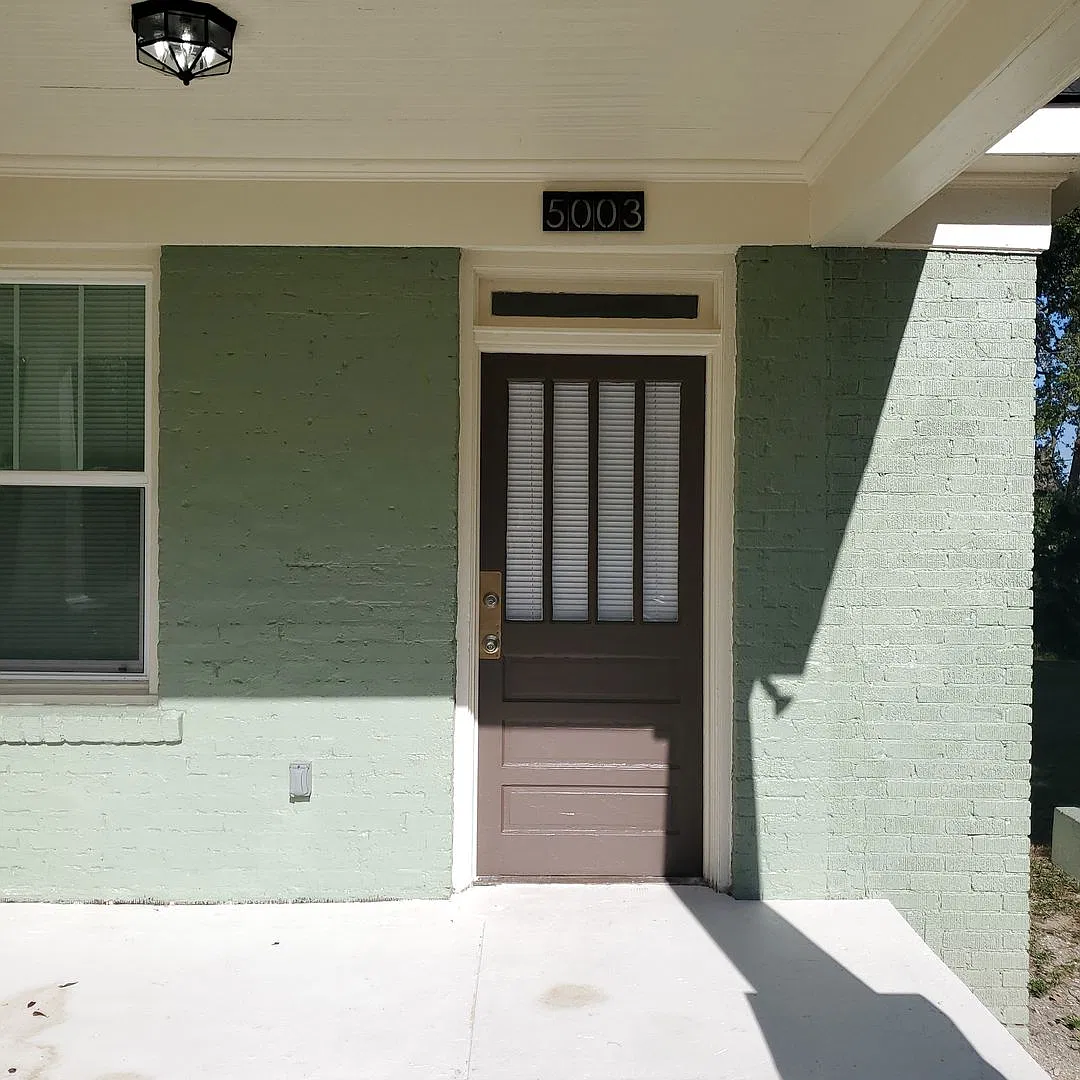 Charming 3-Bedroom Home on a Spacious Corner Lot Near Downtown Columbia! — Photo 4