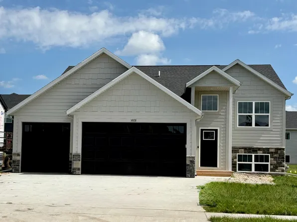 5928 S Coneflower Ave, Sioux Falls, SD 57108