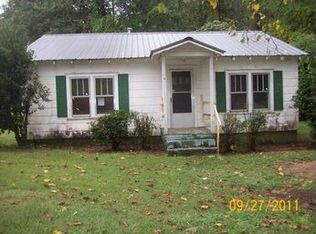 106 Teat St SE, Lindale, GA