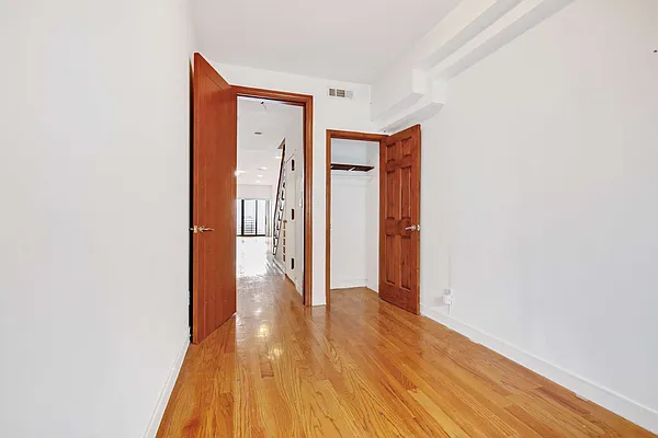 Sold by Davis & Associates Realty Inc | media 25