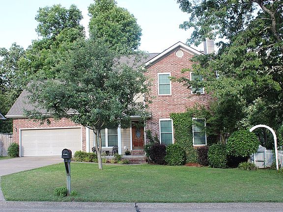 2nd image of 8204 Tall Oaks Cv