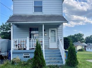 481 Penhale Ave, Campbell, OH