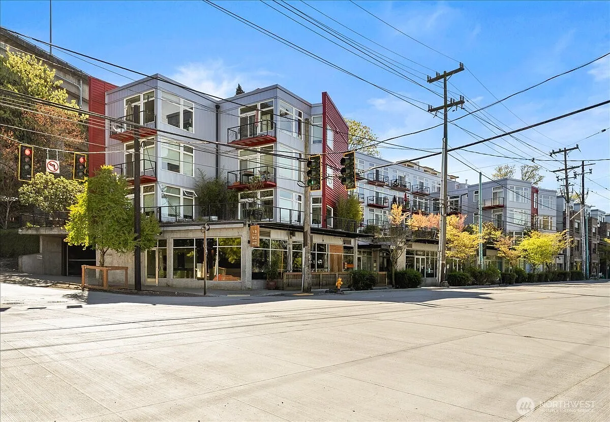 2960 Eastlake Avenue E #111 photo 1