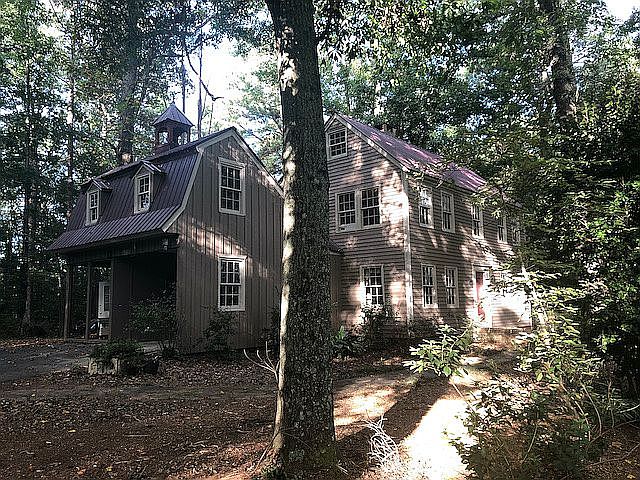 2nd image of 408 Paige Ln