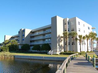 6039 N River Run Dr, Sebastian, FL 32958