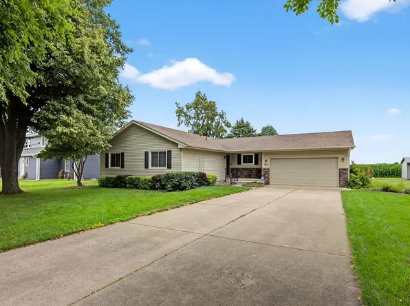 3813 SE 26th St, Des Moines, IA 50320