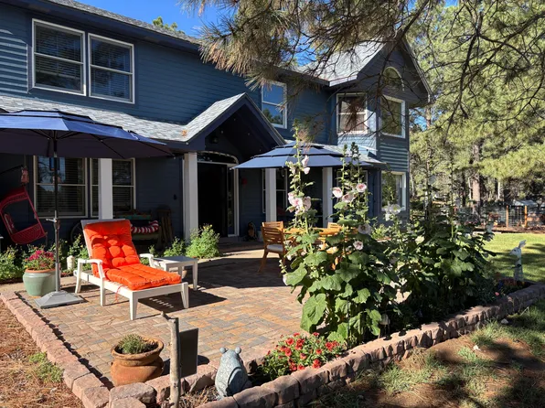 33 Anaya Rd, Tijeras, NM 87059