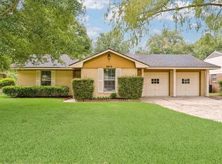 5615 Burlinghall Dr, Houston, TX 77035