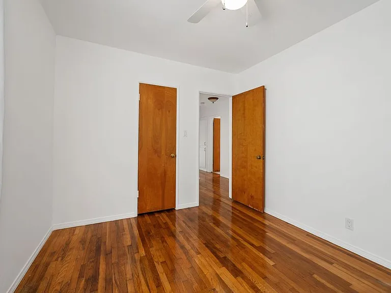 26015 Crest Rd — Photo 15
