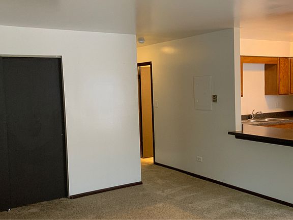 3rd image of 4335 Centennial Ct APT 6