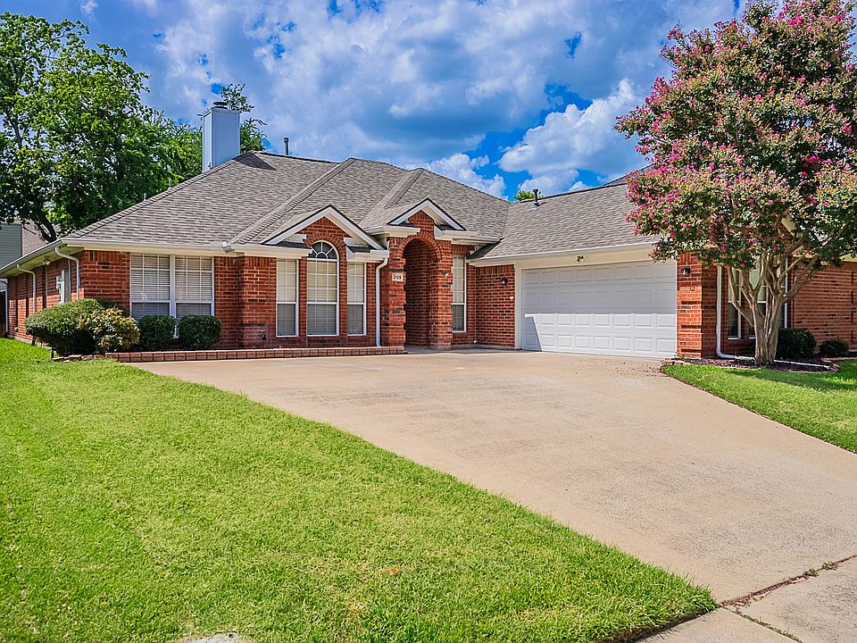 1st image of 309 Saddlebrook Dr