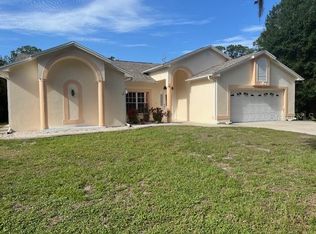 1690 Maria St, Englewood, FL 34223