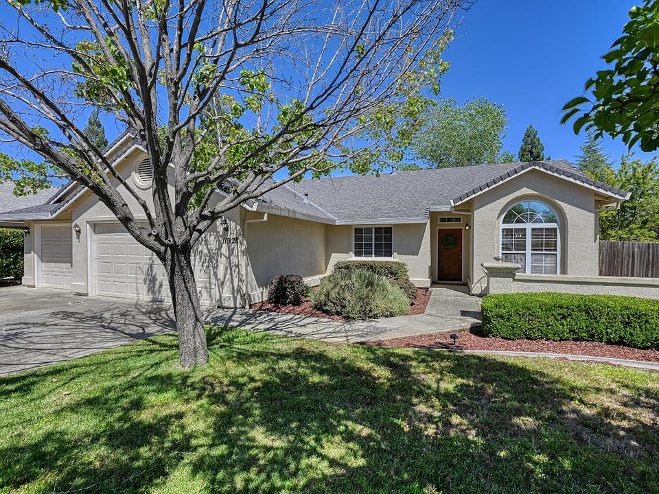 1st image of 11928 Brooke Crest Dr