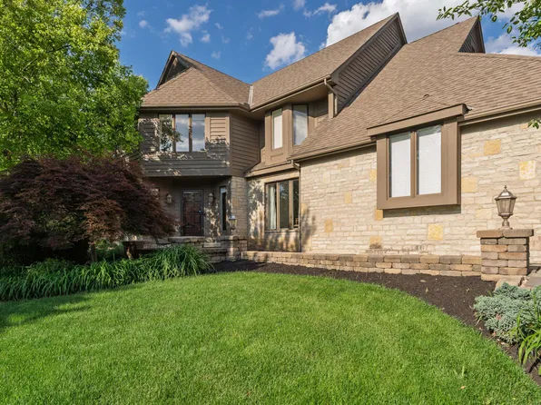 8460 Davington Dr, Dublin, OH 43017