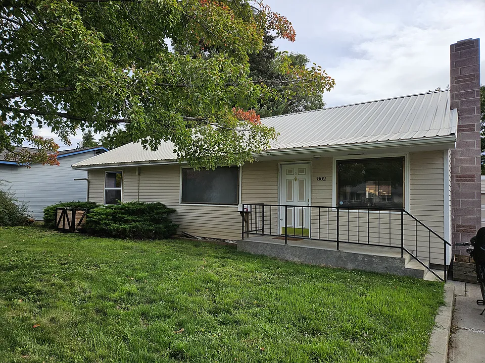 802 E Seattle Ave