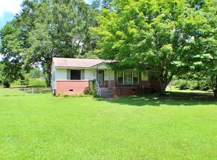620 Glenwood Rd, Alexander City, AL 35010