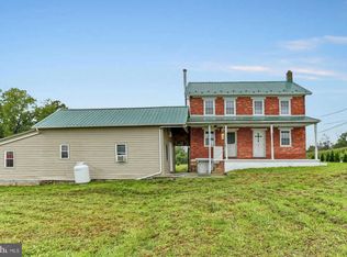 350 Hilltown Rd, Gettysburg, PA 17325