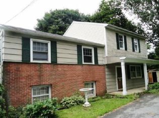 366 W Kings Hwy, Coatesville, PA 19320
