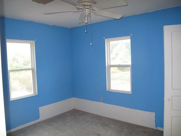 5th image of 2111 S 51st St