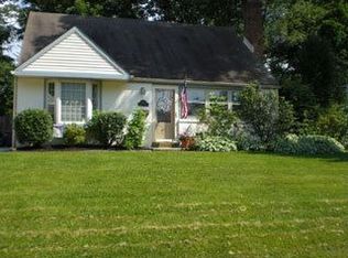 1232 University Ave, Morton, PA 19070