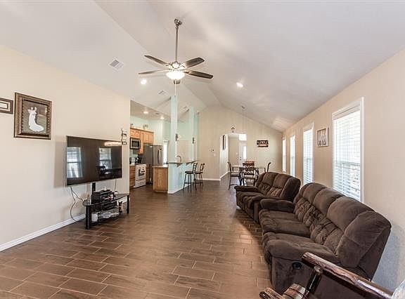 2nd image of 10525 County Road 603