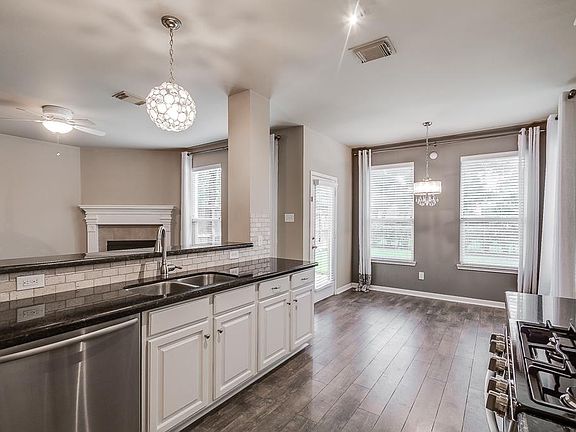 4th image of 14518 Gleaming Rose Dr