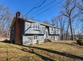 122 George Washington Tpke, Burlington, CT 06013