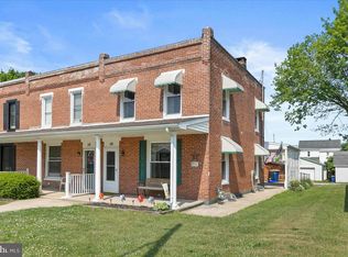 56 S 4th St, Mount Wolf, PA 17347