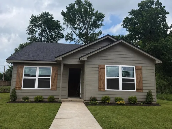 219E E Fleming St, Longview, TX 75604