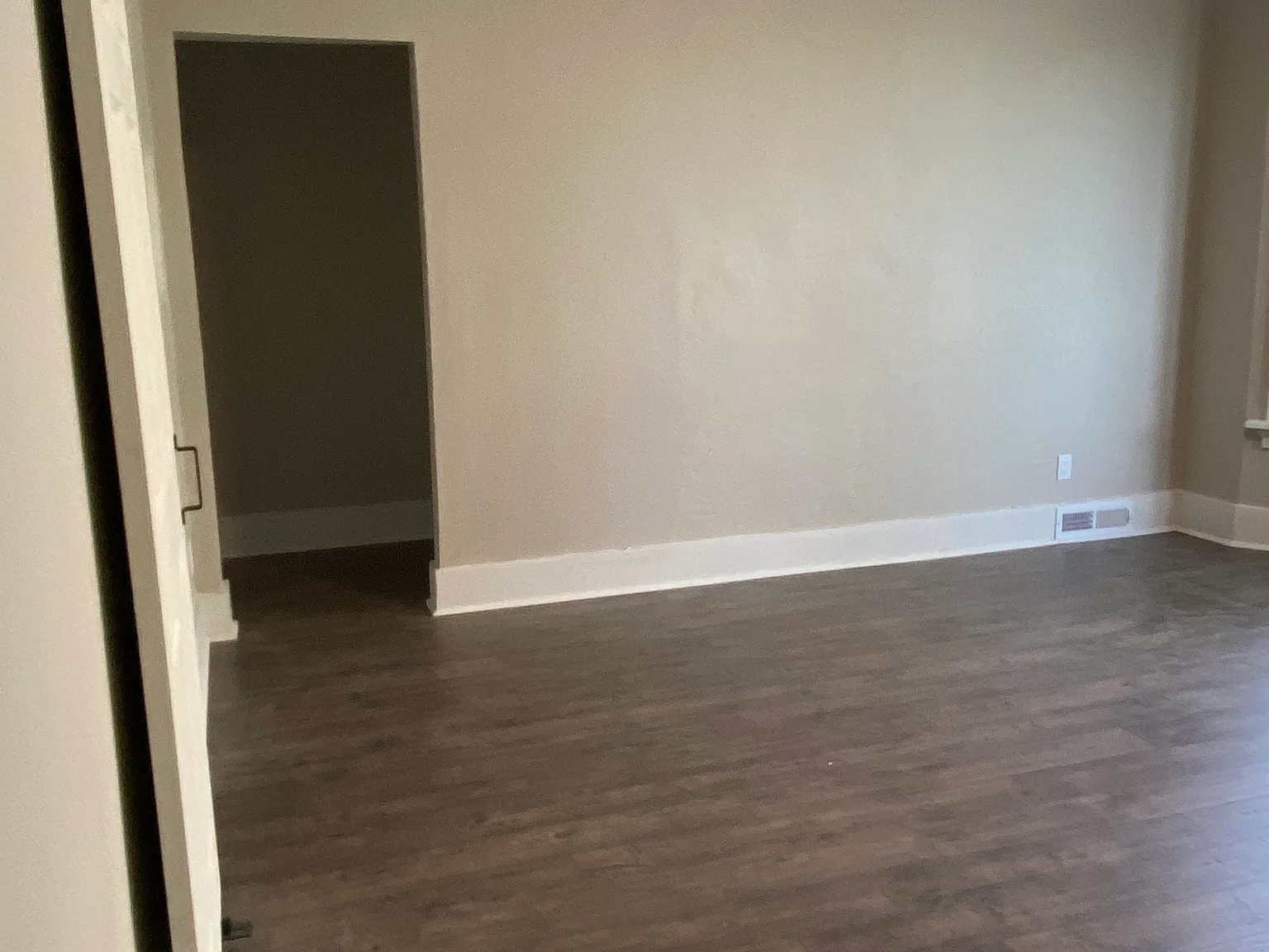 Studio, 525 sqft, $1,325 — Photo 2