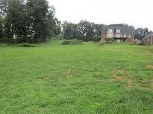 120 Sugarcane Ln, Blountville, TN 37617