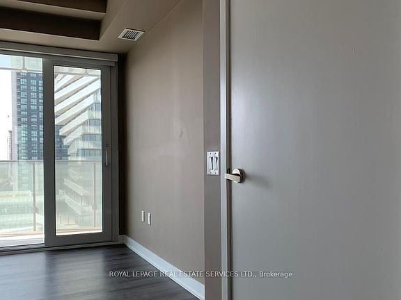 5th image of 3883 Quartz Rd #901