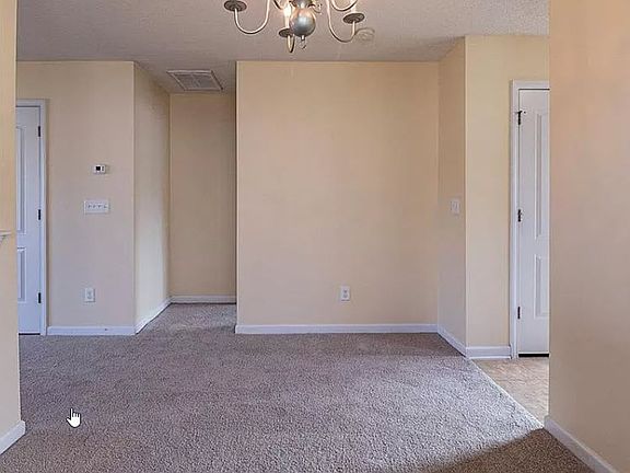 4th image of 320 Hidden Timber Ln #1