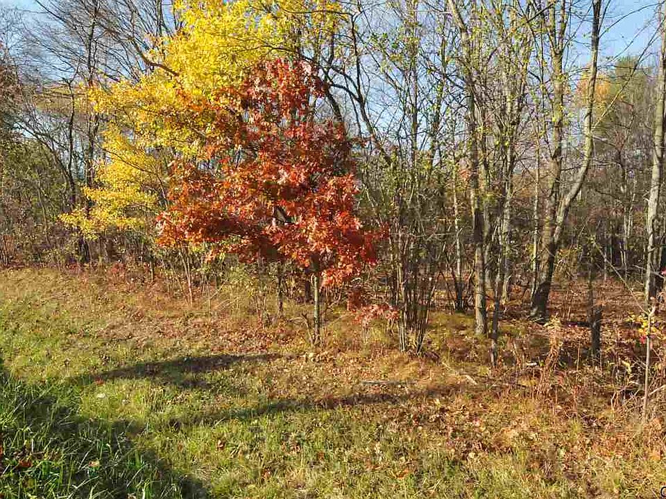 2nd image of 3 Snake Hill Rd