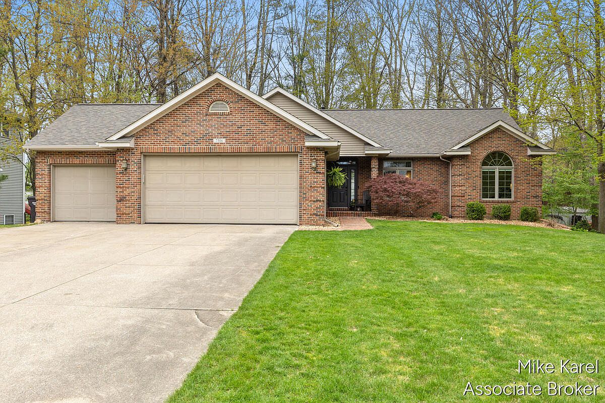 7316 Tylerwood Ct, Hudsonville, MI 49426 | Zillow