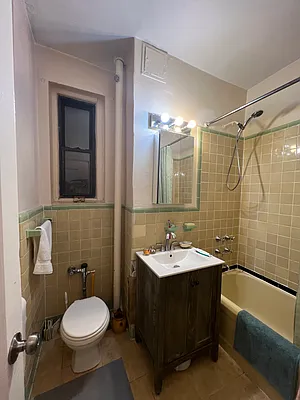 Rented by Charney Real Estate LLC | media 5