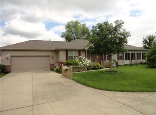 1504 White Pines Dr, Bellefontaine, OH 43311