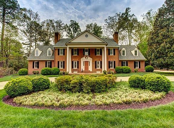 3rd image of 315 Cheswick Ln