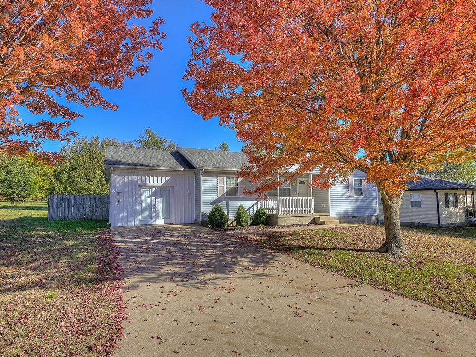 1st image of 1785 Chickadee Drive