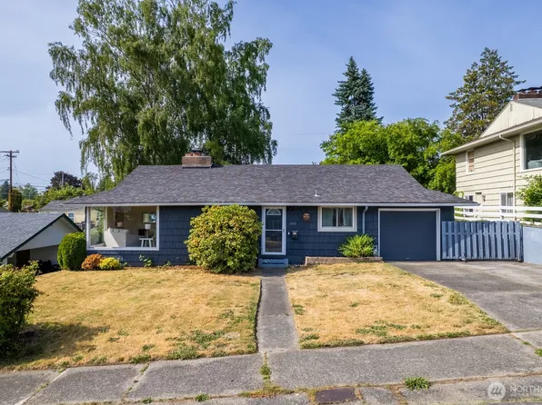 2312 E 17th Street, Bremerton, WA 98310