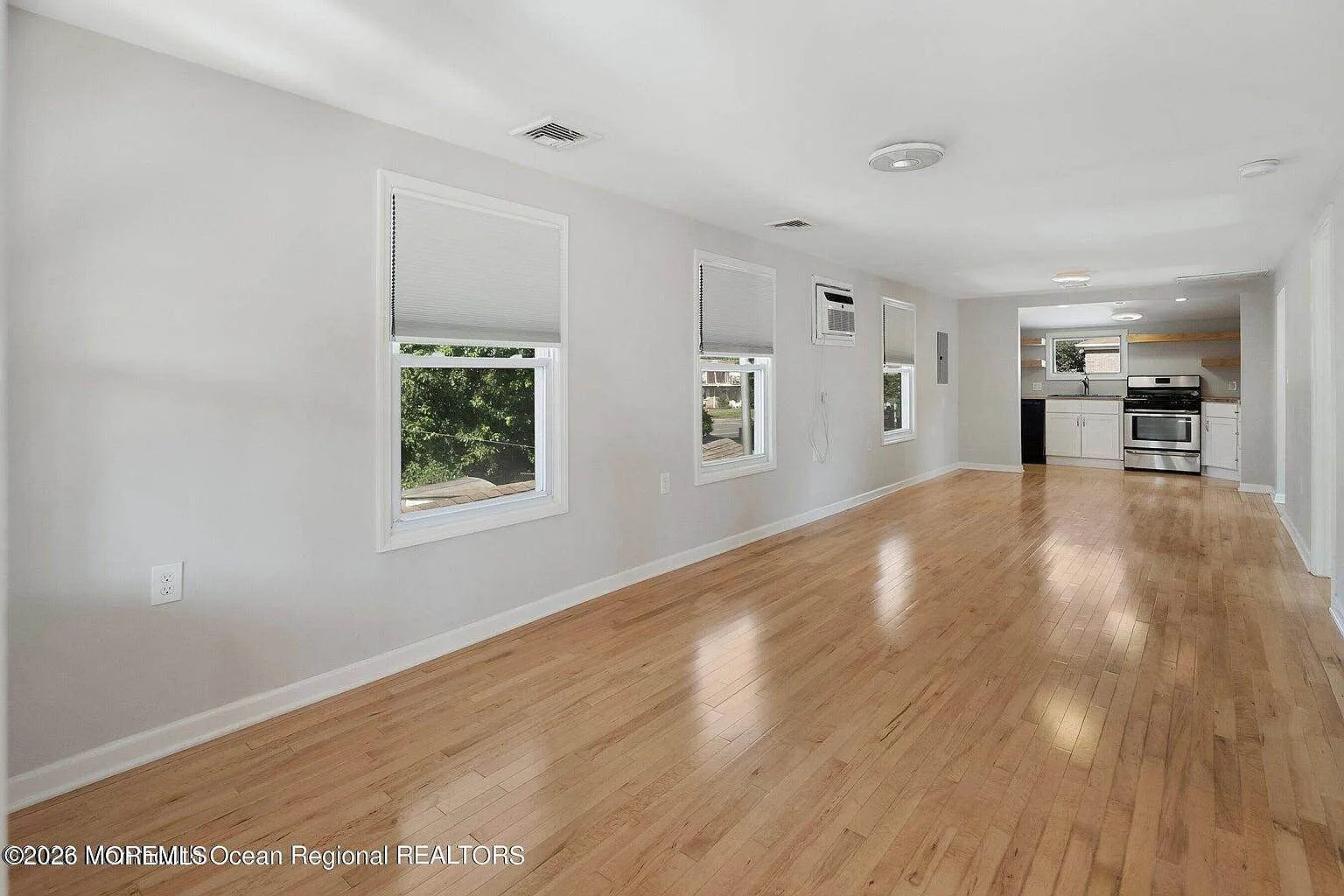 2 bed, $2,950 — Photo 4