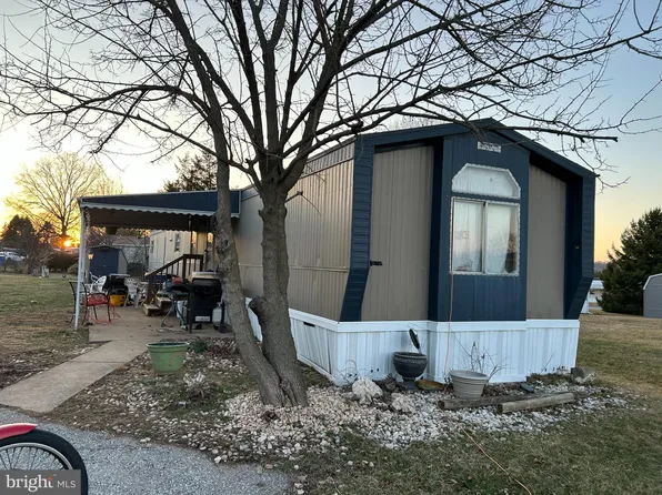 4180 Leah Ave, Dover, PA 17315