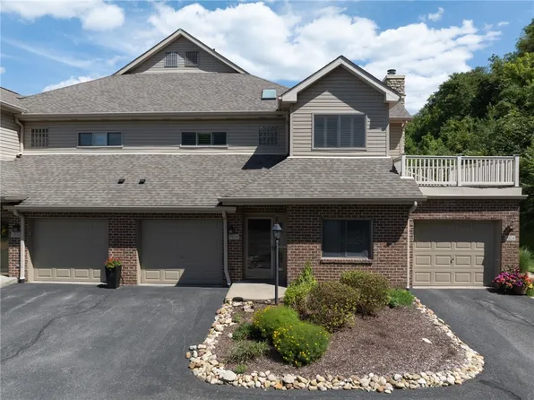 9208 Sundance Dr, Bridgeville, PA 15017
