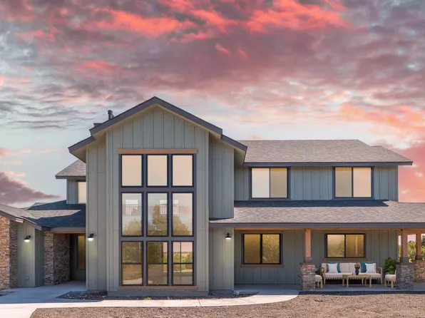 8687 Tall Tales Ranch Rd, Flagstaff, AZ 86004