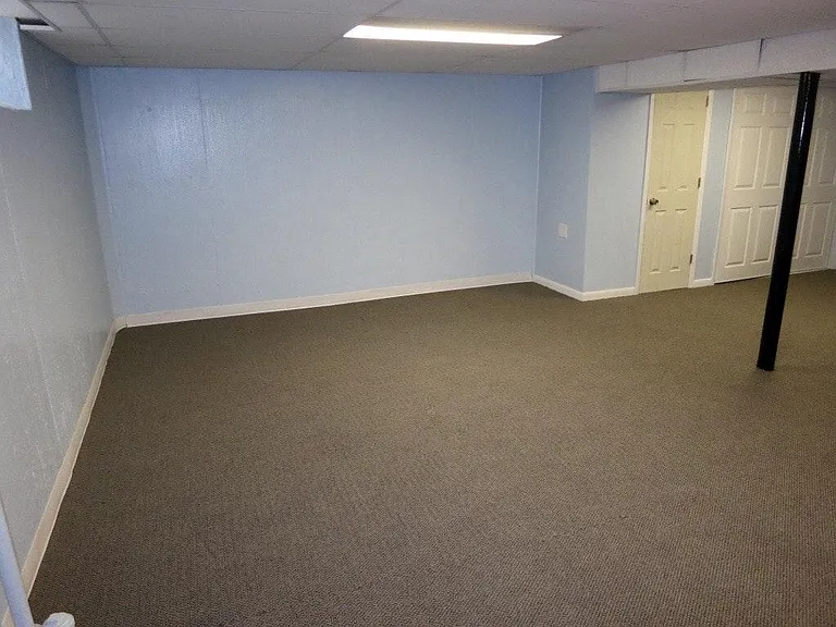 173 Elmsford Dr — Photo 10