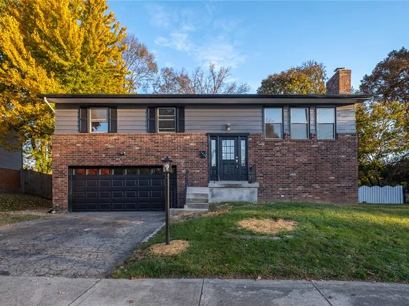 4957 Pepperwood Dr, Dayton, OH 45424